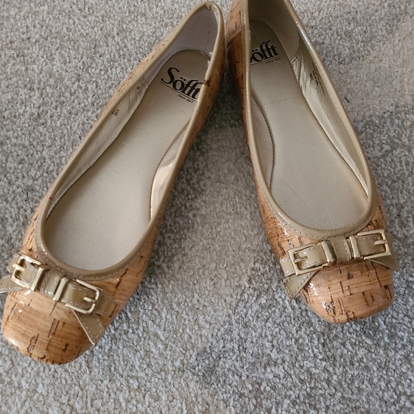 Bundle of Vintage Style Heels/Flats (EUC)! - Picture 11 of 13